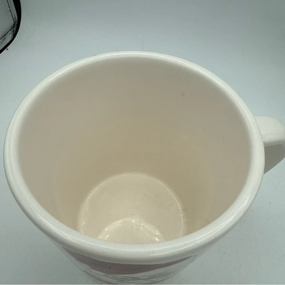 Pier 1 Ironstone Theodore Christmas Grumpy Cat 20oz coffee Mug Chipped